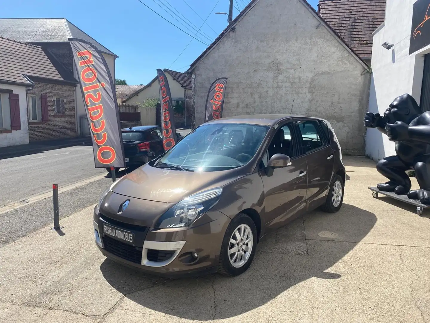 Renault Scenic III 1.9 DCI 130 DYNAMIQUE A SAISIR Brun - 1
