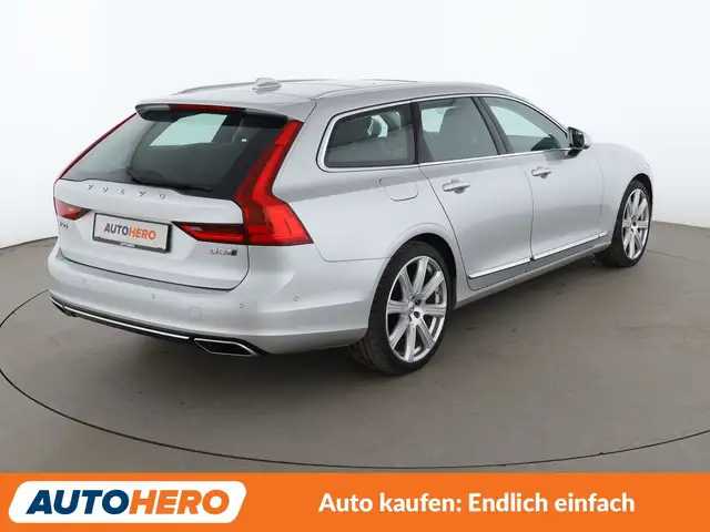 Volvo V90 view 6