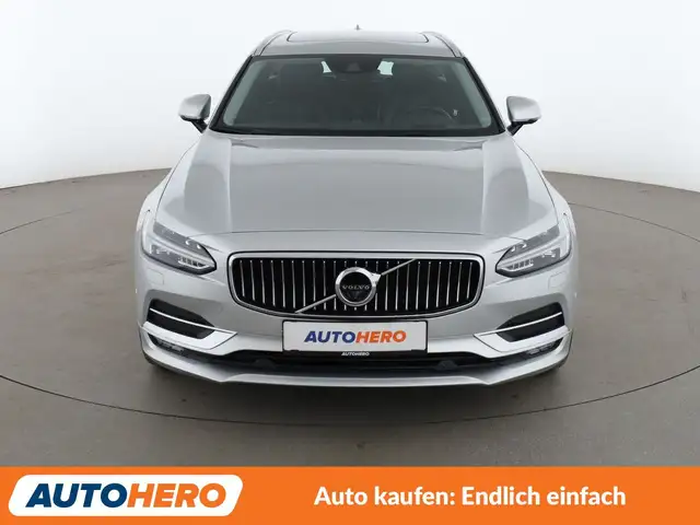 Volvo V90 view 9