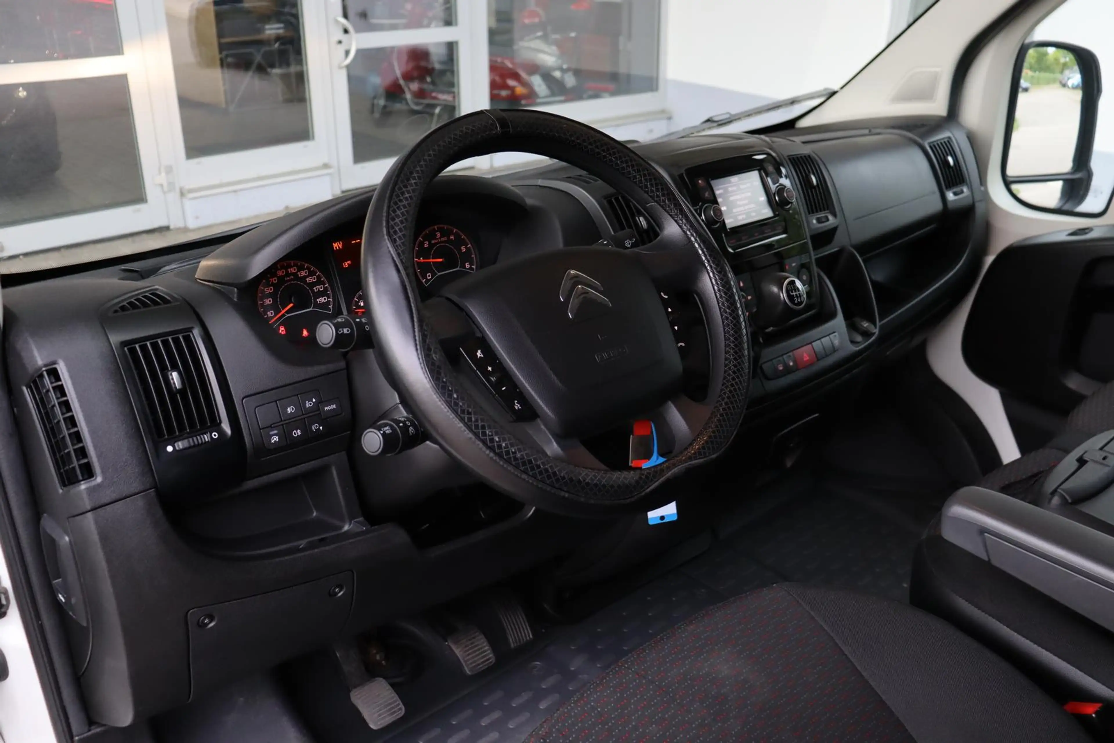 Citroen Jumper 2.2 Blue-HDI ÖW-Neu , Bremsbeläge-Neu — photo 8
