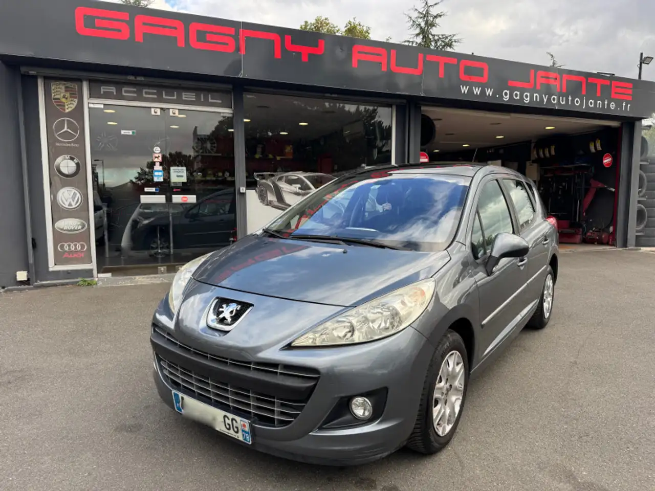 Peugeot 207