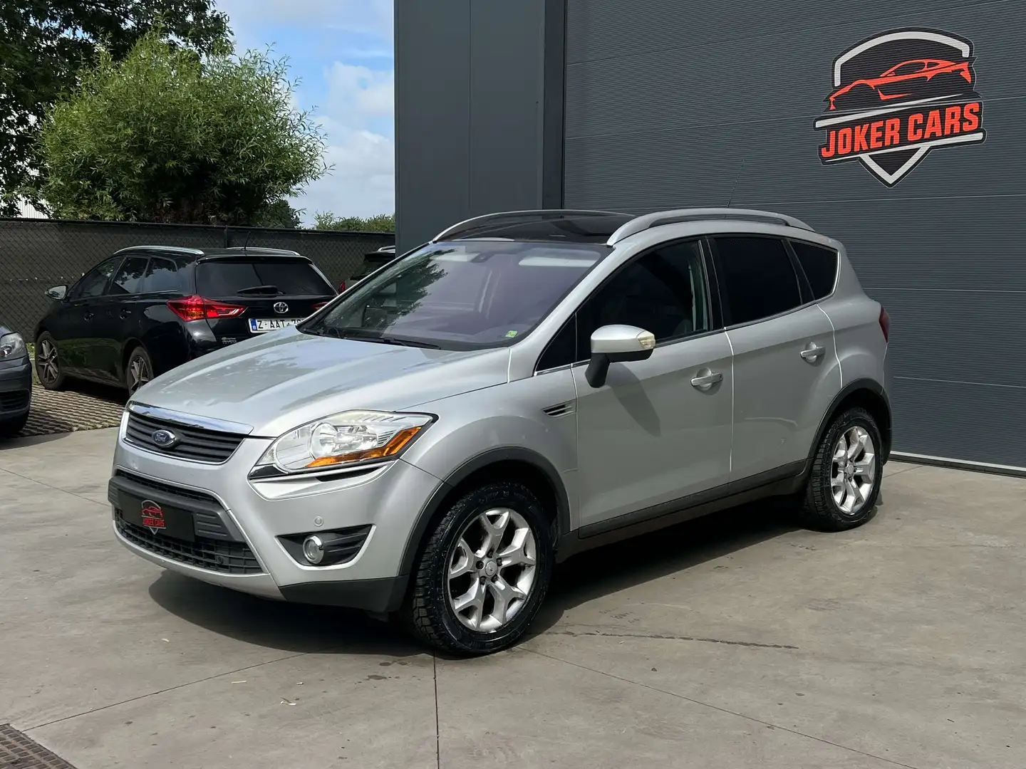 Ford Kuga 2.0 TDCi Titanium Panorama Airco Cruise Gris - 1