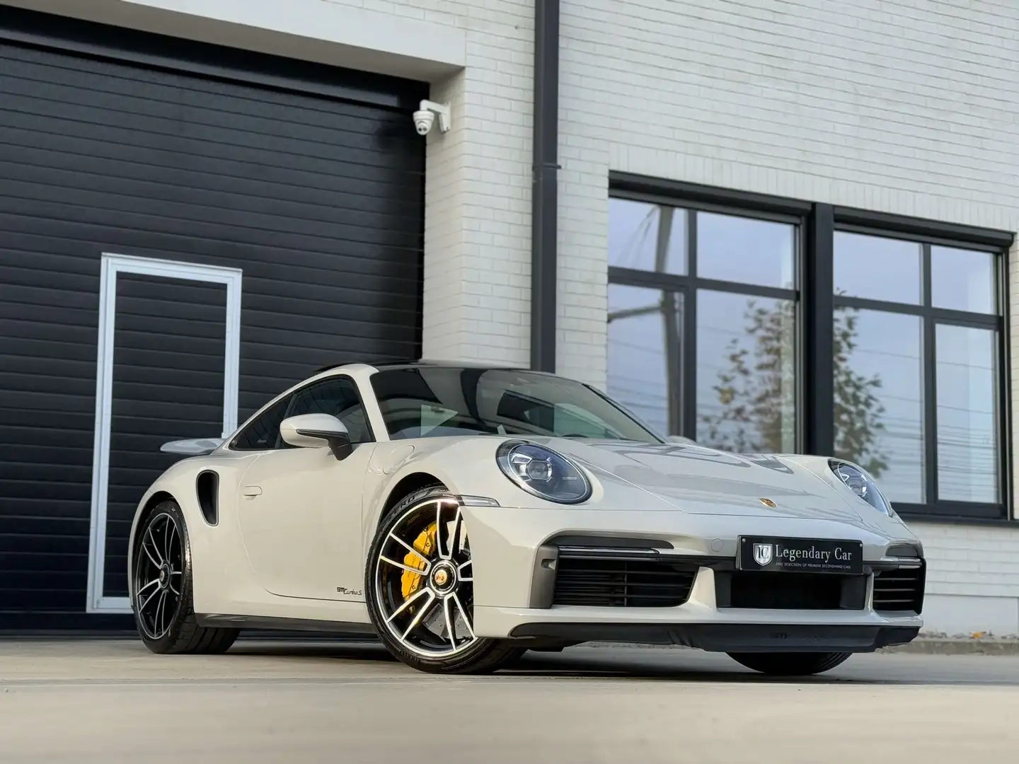 Porsche 992 Turbo S \ LIFT / PDCC / PANO / CARBON / KEYLESS \ Schwarz - 2