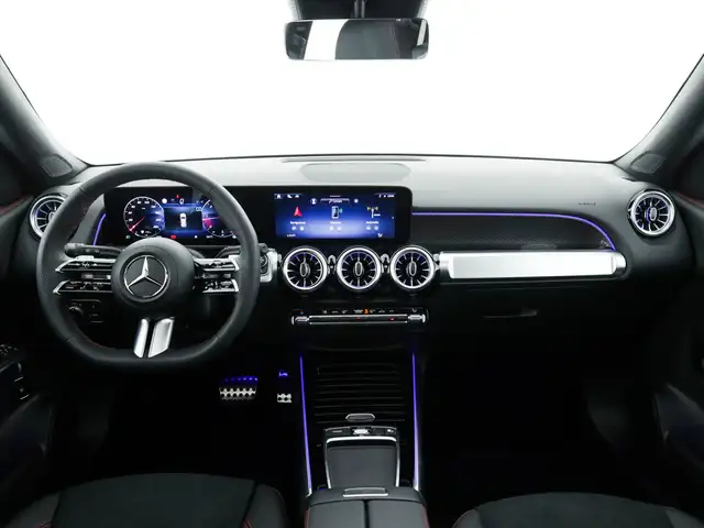 Mercedes-Benz GLB view 9