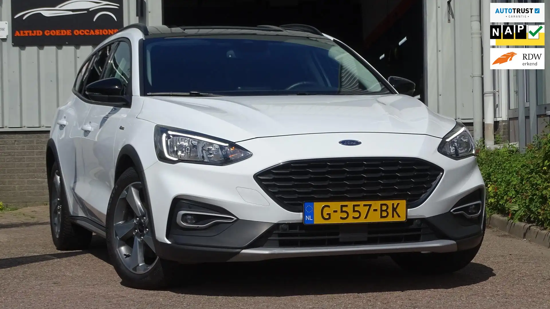 Ford Focus Wagon 1.5 EcoBoost Active Business Blanc - 1