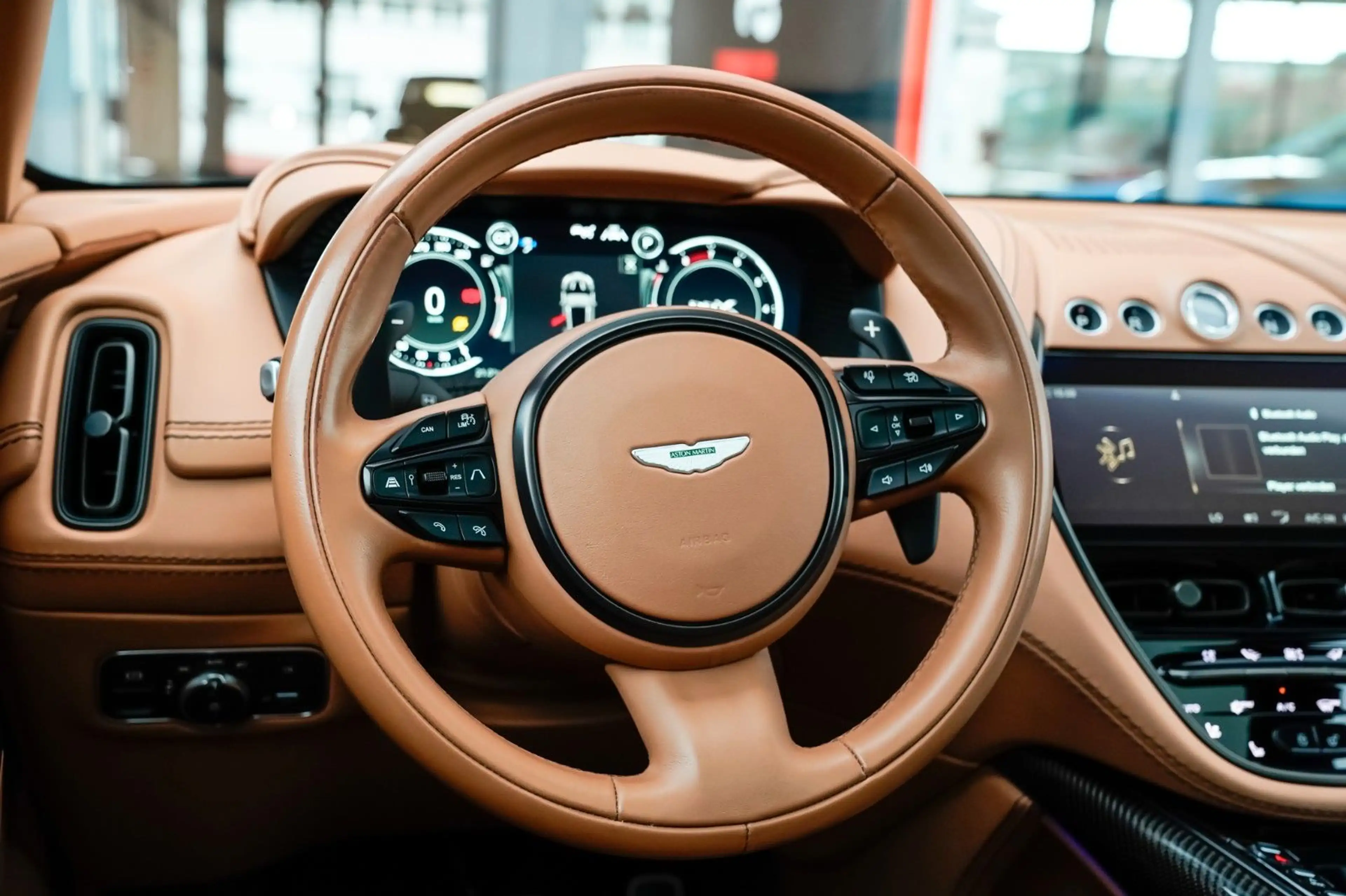 Aston Martin DBX 4.0 V8 Black Pack-Pano-Carbon-22" — photo 13