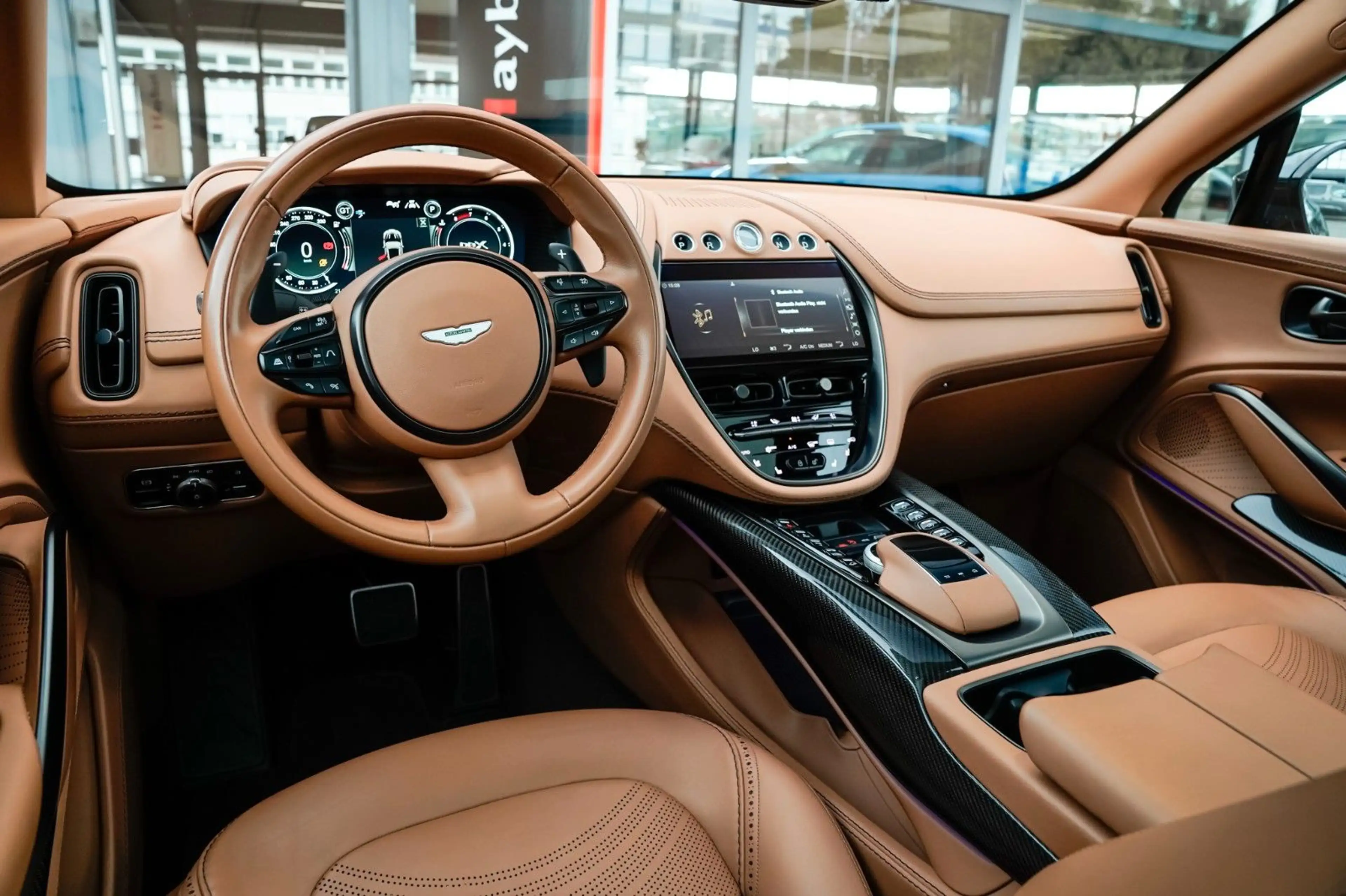 Aston Martin DBX 4.0 V8 Black Pack-Pano-Carbon-22" — photo 12