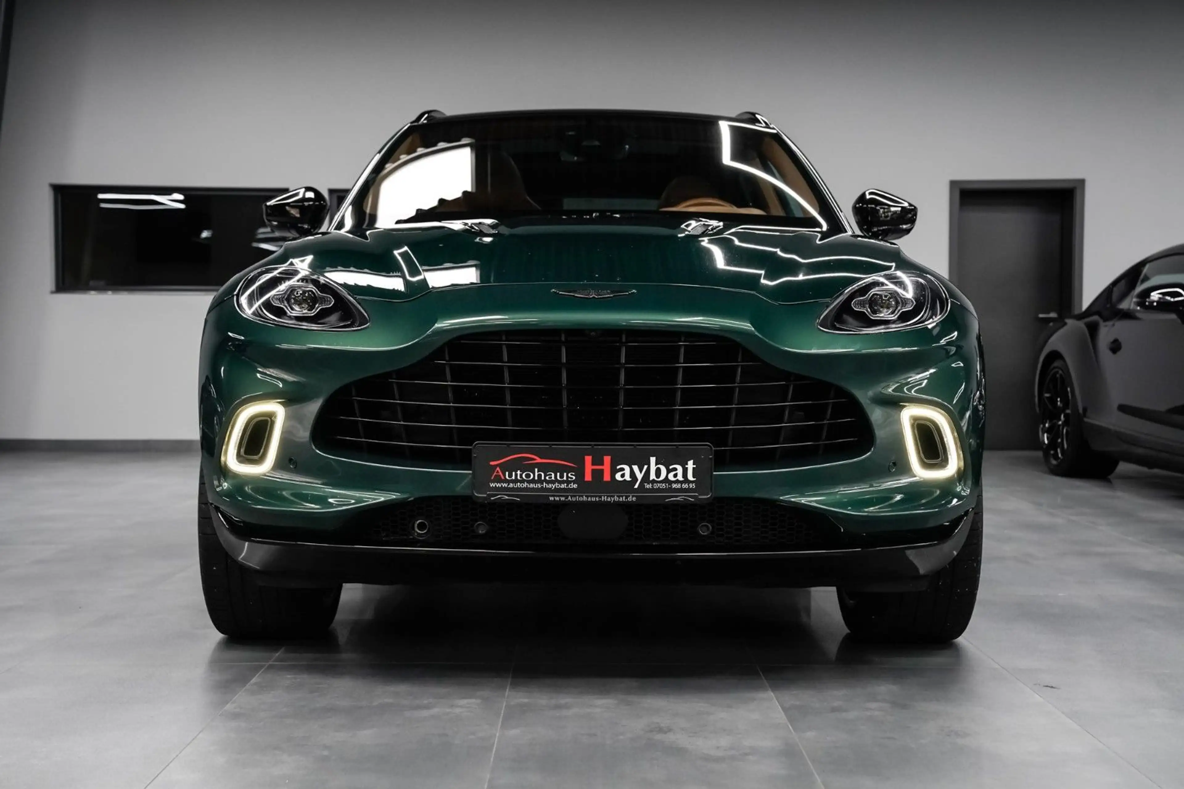 Aston Martin DBX 4.0 V8 Black Pack-Pano-Carbon-22" — photo 2
