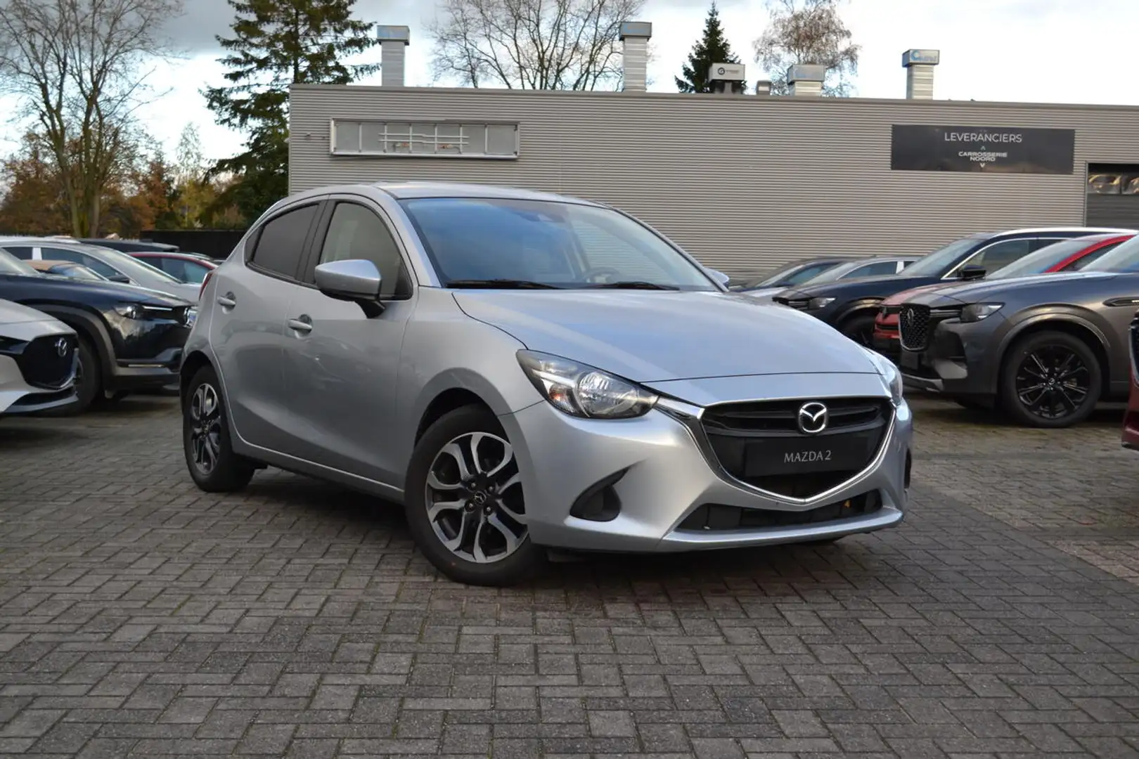Mazda 2 Ginza - Manueel - 90pk - 1 jaar garantie Argent - 1