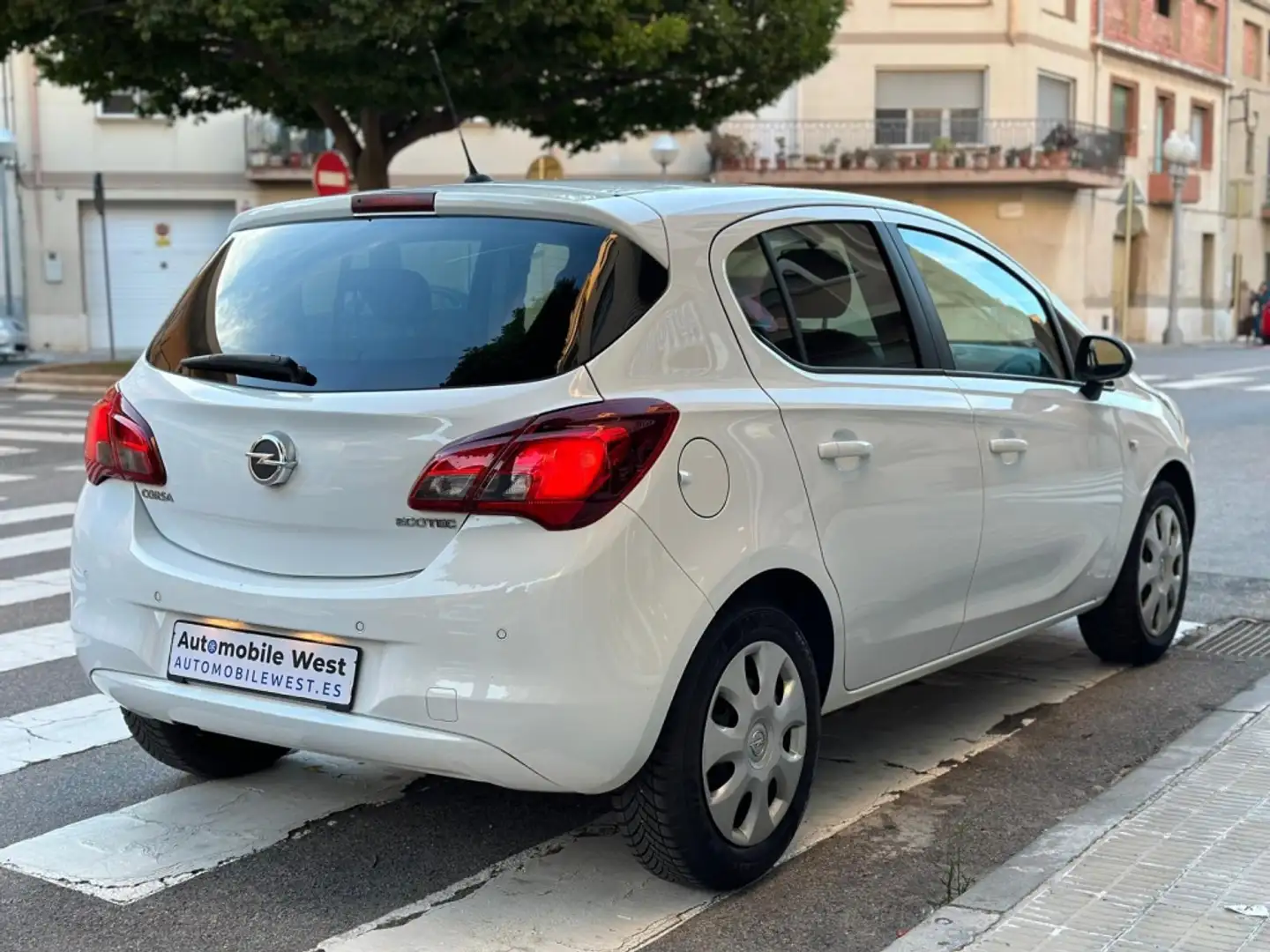 Opel Corsa 1.4 GLP Selective 90 Weiß - 2