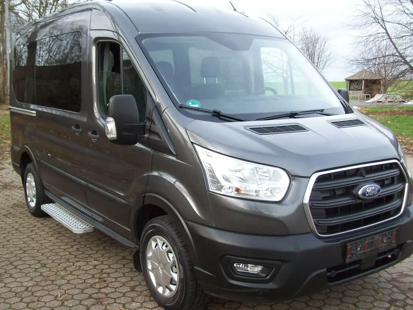 Ford Transit Bus Grijs - 1