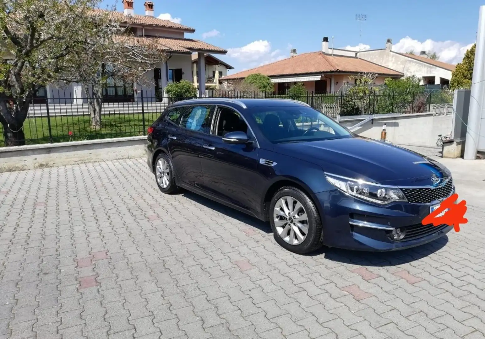 Kia Optima Optima IV 2016 SW SW 1.7 crdi Class 141cv dct 7m Blu/Azzurro - 2