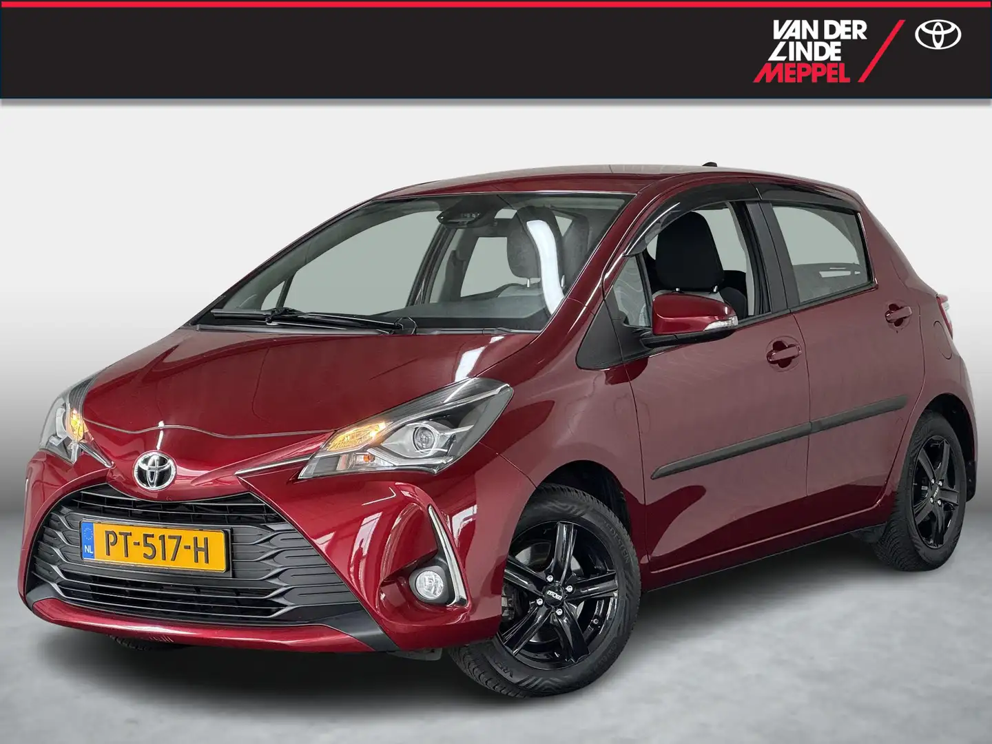 Toyota Yaris 1.5 VVT-i Aspiration Trekhaak Cruise Control Rood - 1