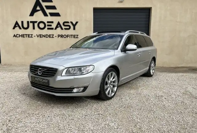 Volvo V70 III D4 181ch Summum Geartronic