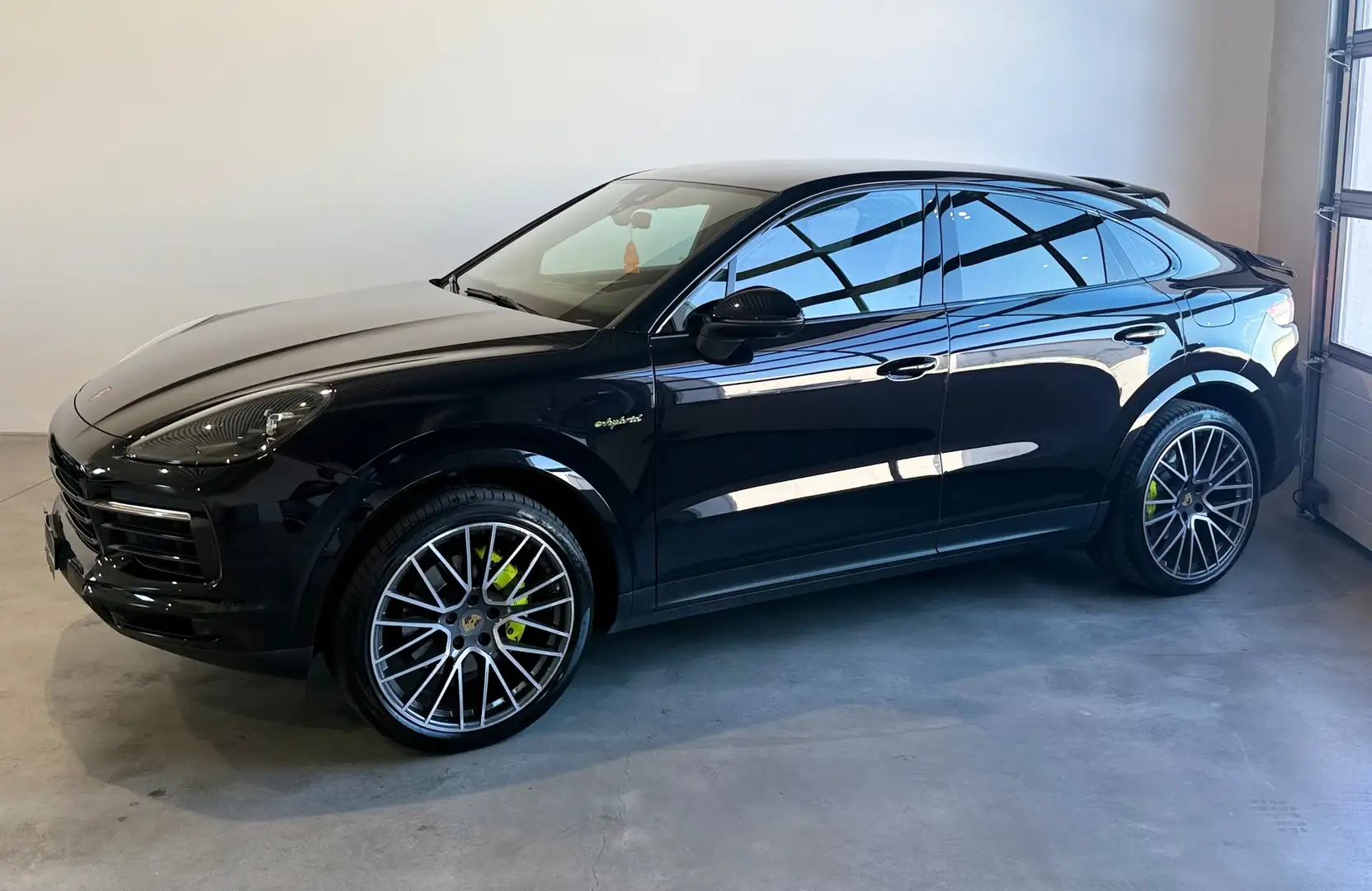 Porsche Cayenne Cayenne Coupe E-Hybrid, SPORTCHRONO,GLASDACH,ACC, Schwarz - 1