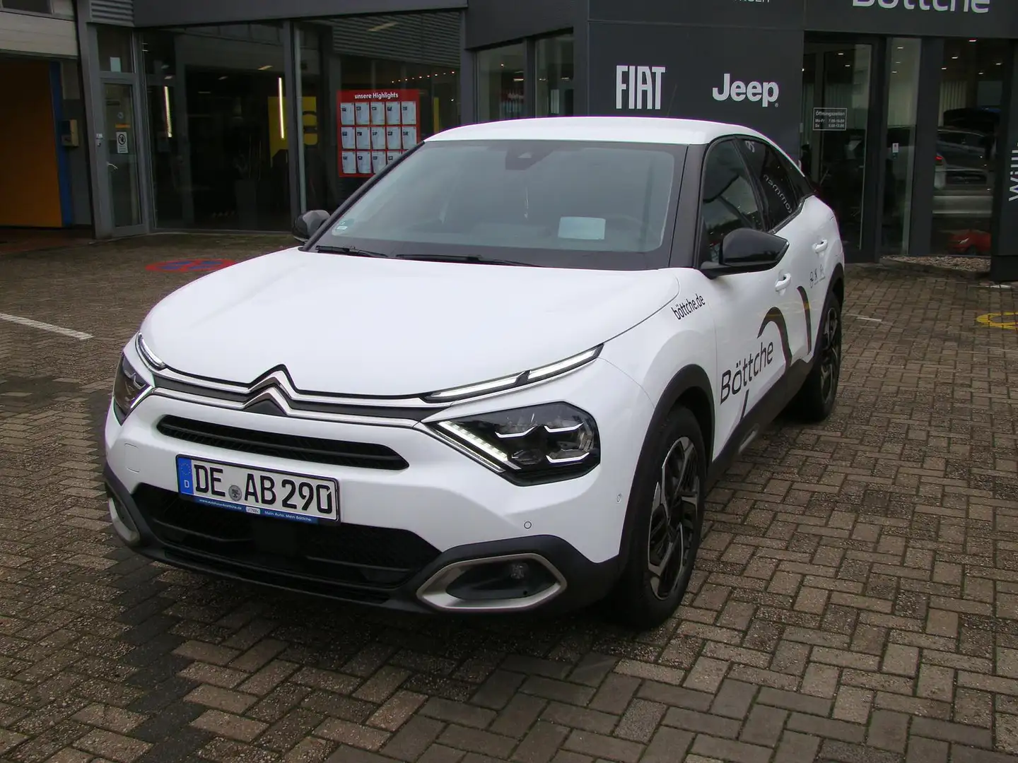 Citroen C4 1.2 12V e-THP / PureTech Weiß - 1