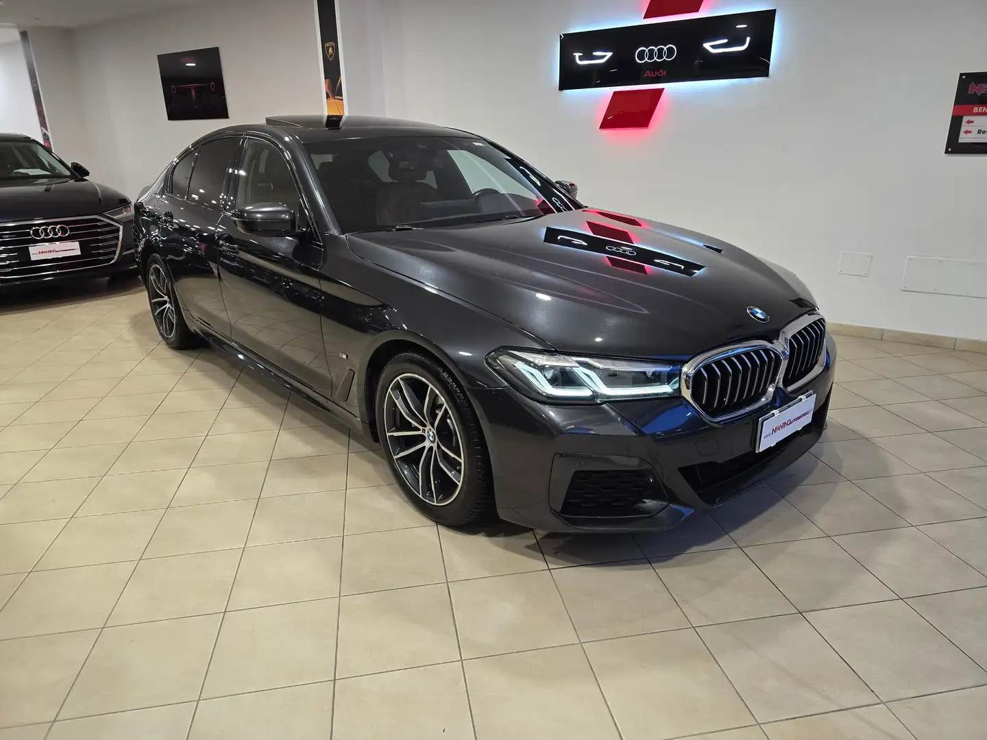 BMW 520 d mhev 48V Xdrive Msport auto Tetto Full Grigio - 1