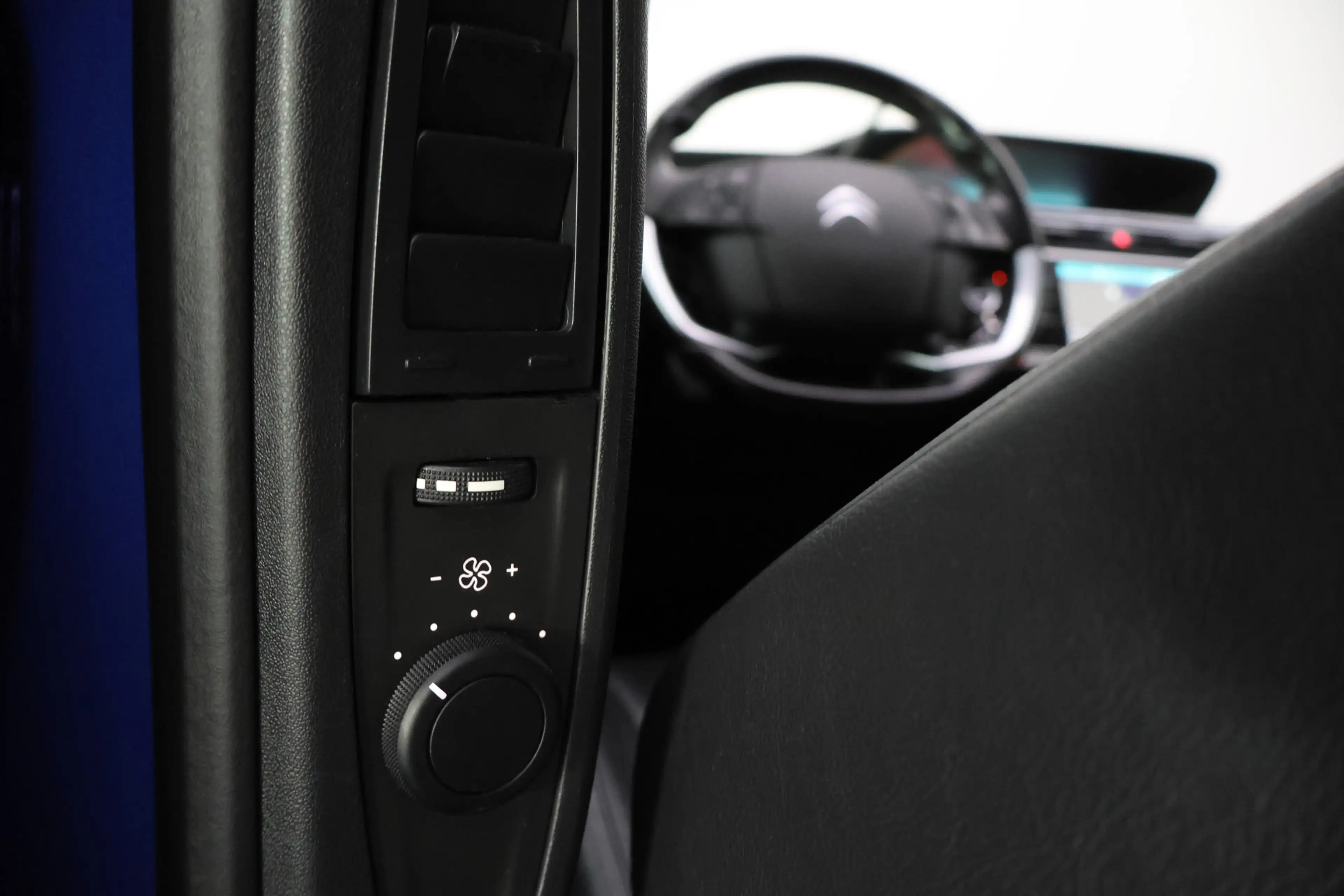 Citroen Grand C4 Picasso 1.2T Aut. 7Pers Shine FULL LED | 360 CAM | MEMORY — photo 21