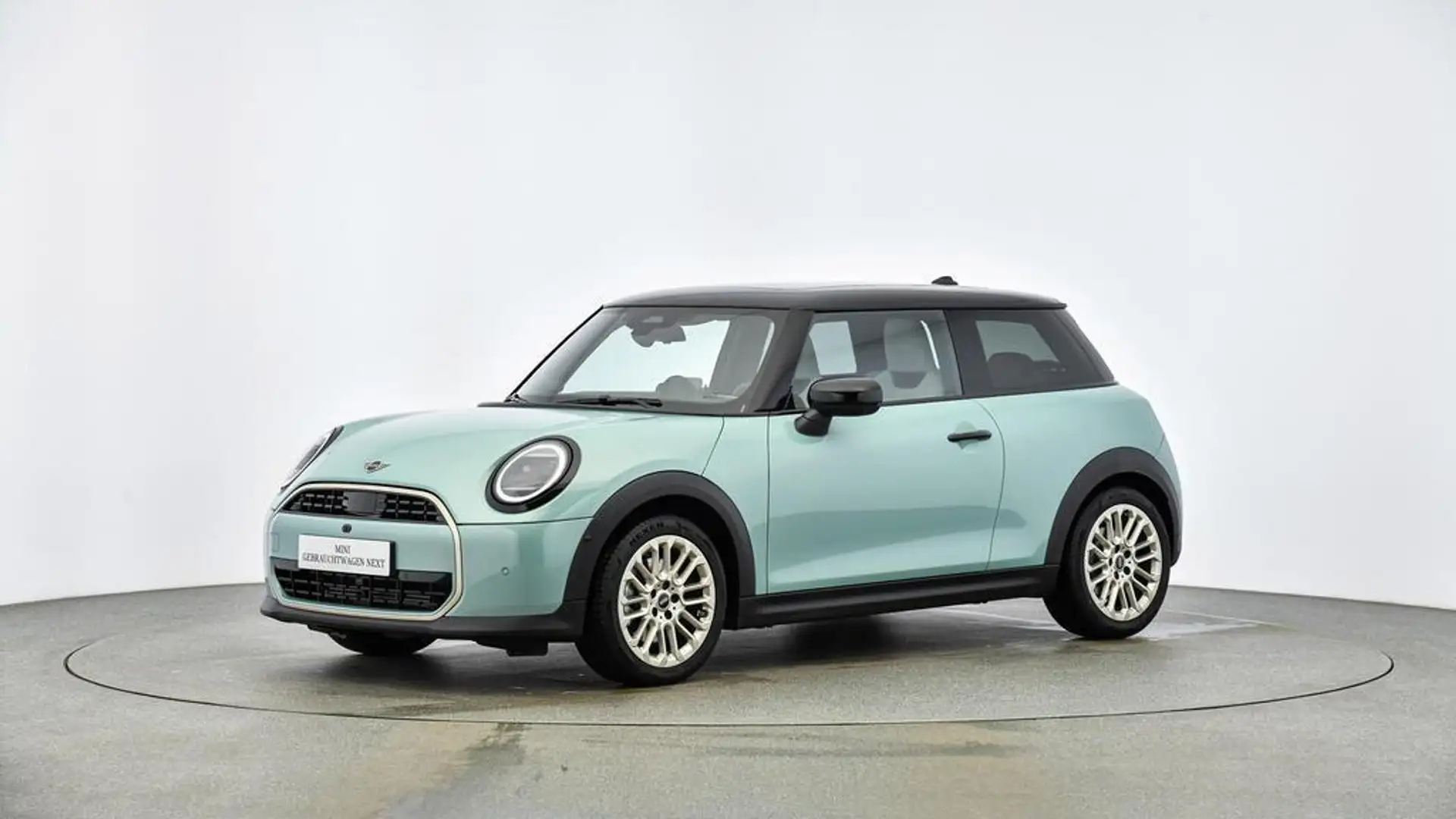 MINI Cooper C Favoured Trim Vert - 1