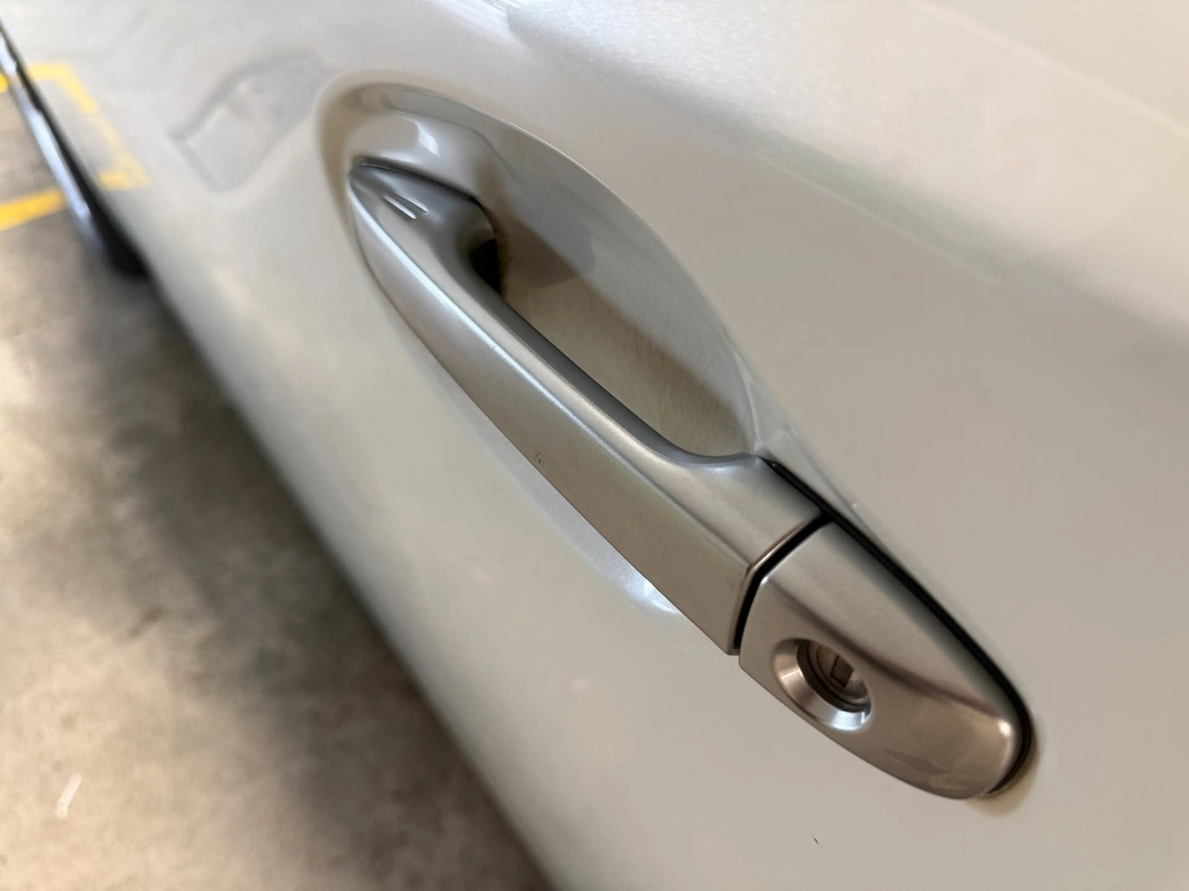 Toyota Prius 1.8 Plug-in Executive Business|JBL|CAMERA|HUD|STOE — photo 23