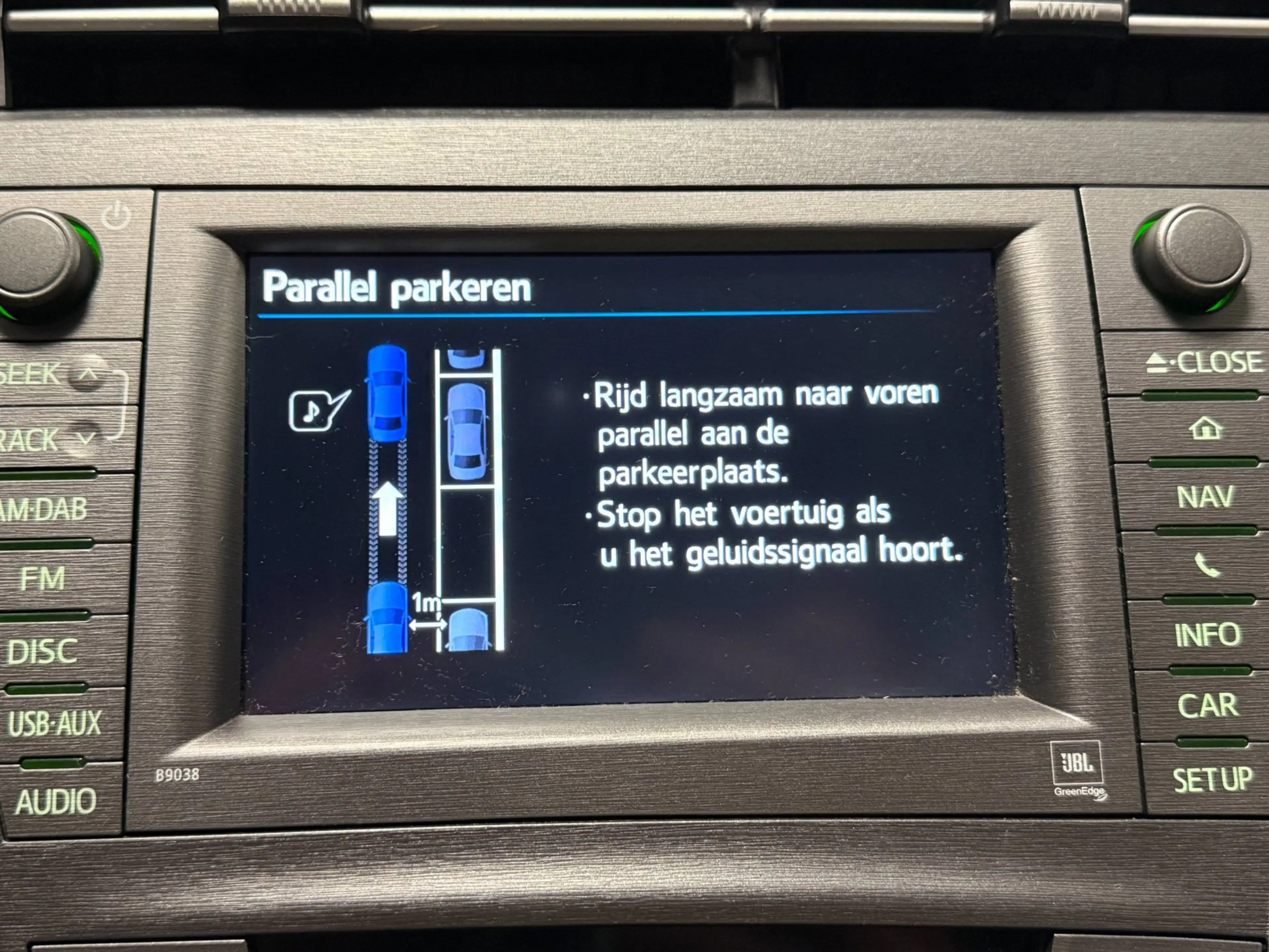 Toyota Prius 1.8 Plug-in Executive Business|JBL|CAMERA|HUD|STOE — photo 30