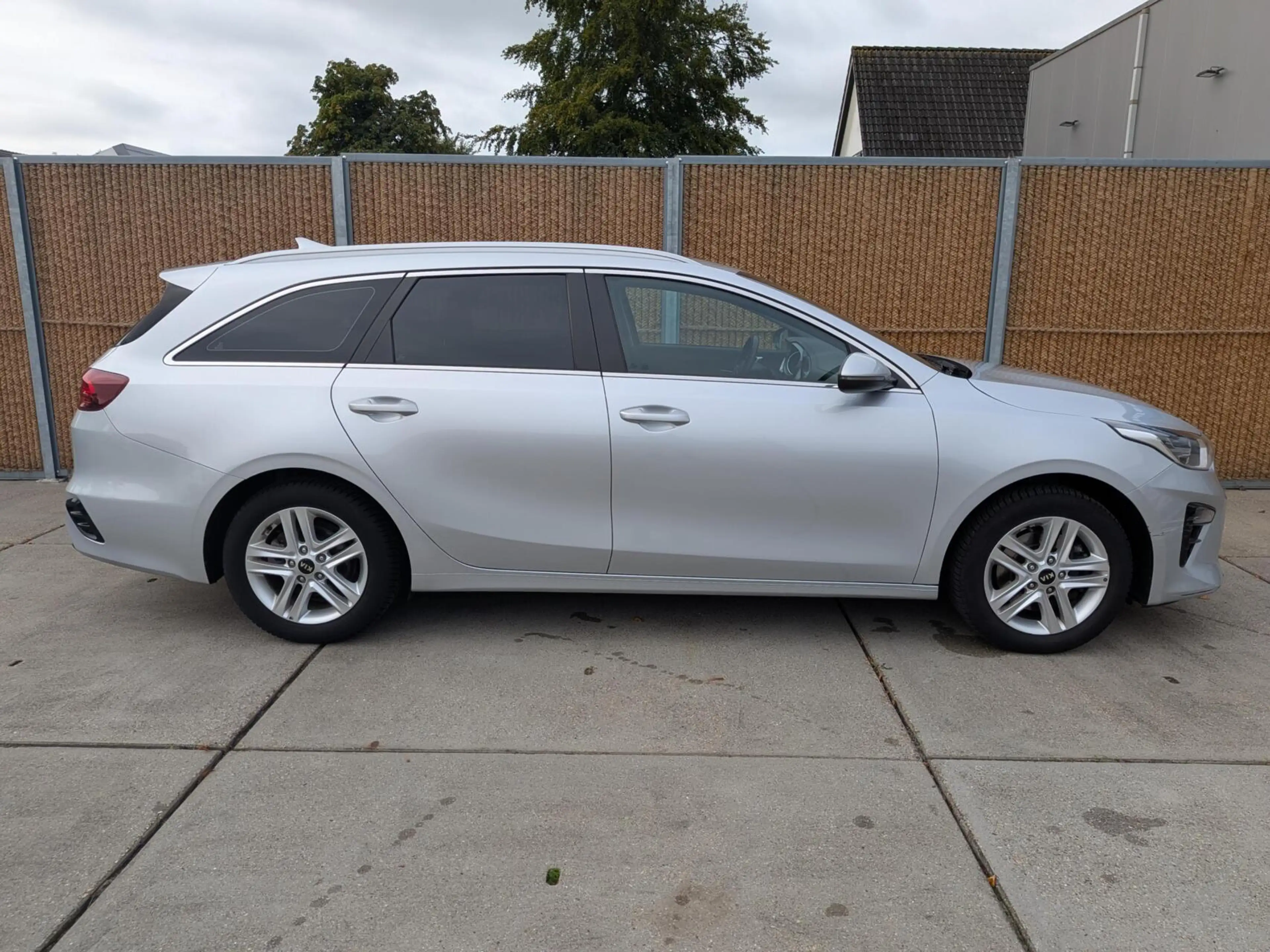 Kia Ceed SW / cee'd SW Sportswagon 1.0 T-GDi DynamicLine Trekhaak — photo 10