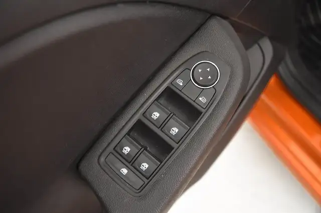 Renault Clio view 13