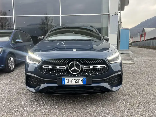 Mercedes-Benz GLA 220 GLA-H247 2020 d Premium 4matic auto