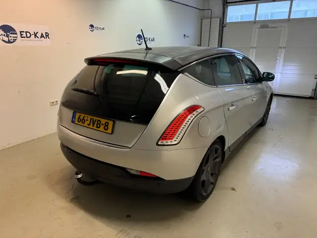 Lancia Delta view 6