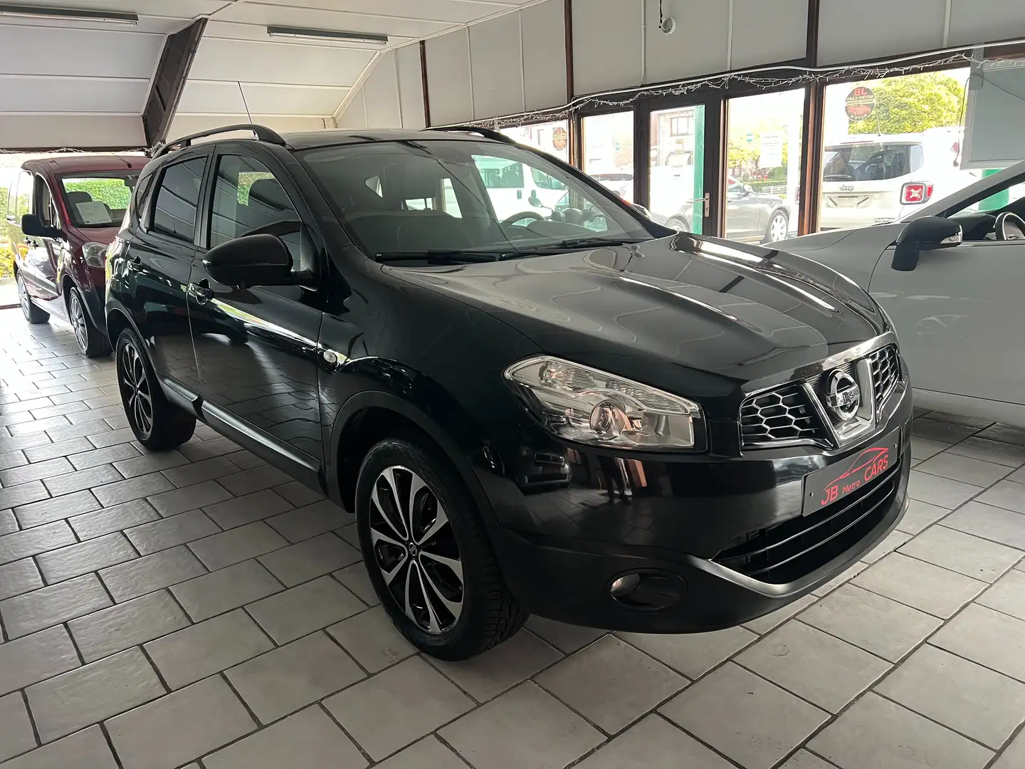 Nissan Qashqai 1.6 dci /130 pk/CAR PASS/full option Zwart - 1
