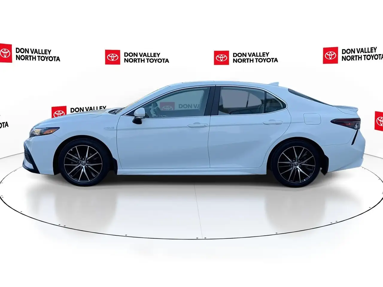 Toyota Camry снимка Toyota Camry