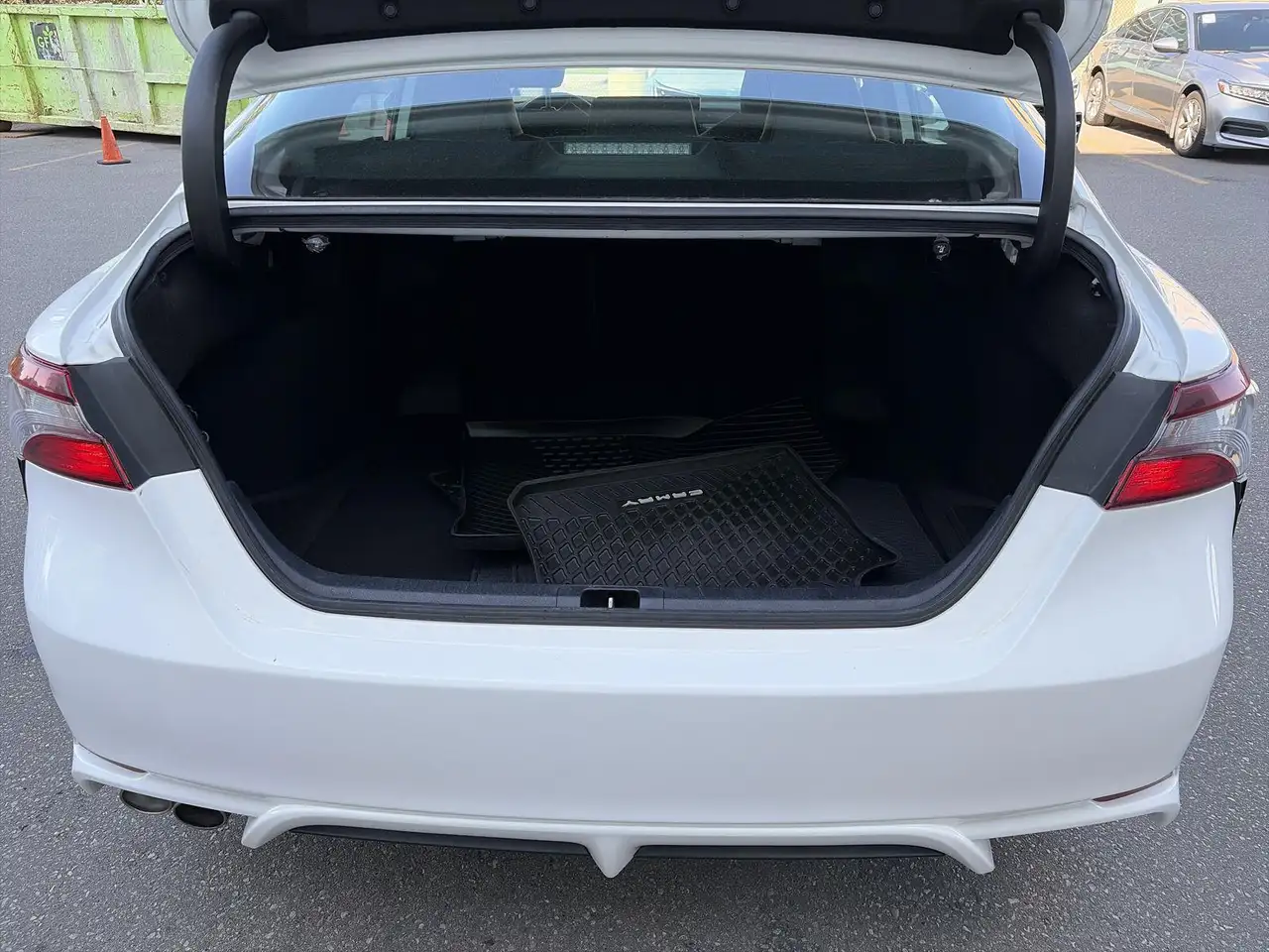 Toyota Camry снимка Toyota Camry