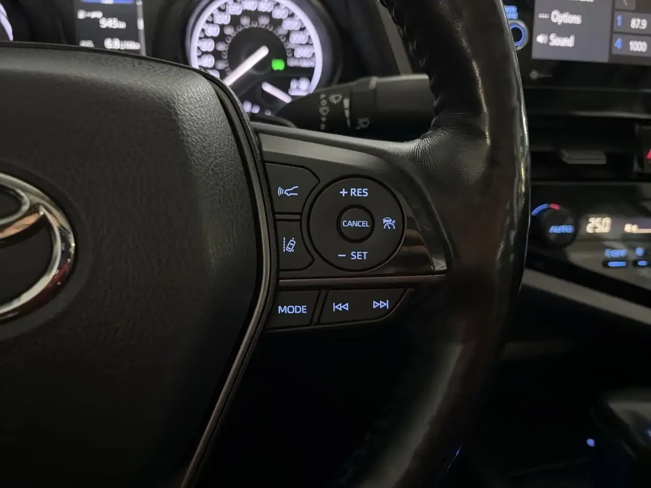 Toyota Camry снимка Toyota Camry