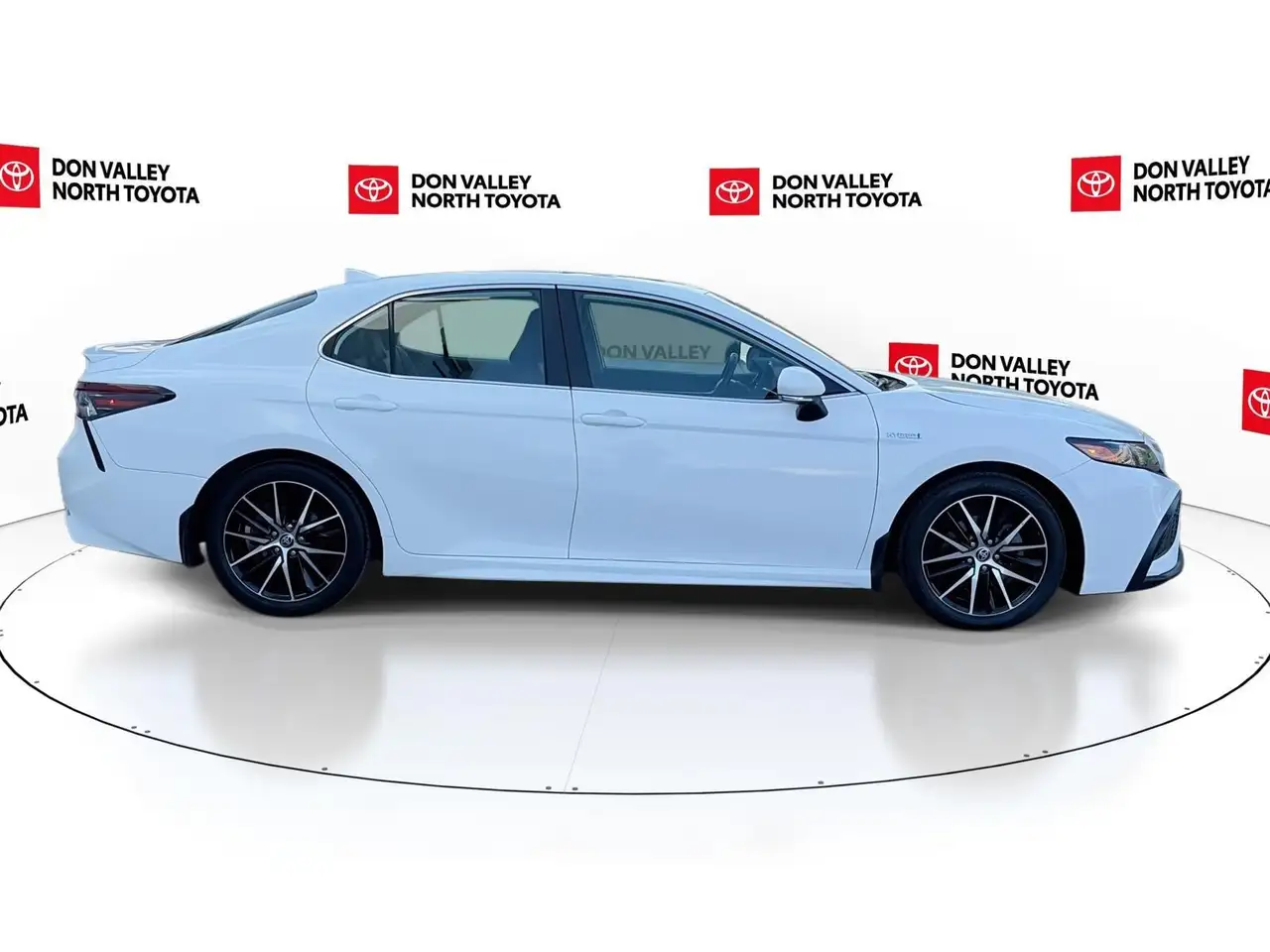 Toyota Camry снимка Toyota Camry