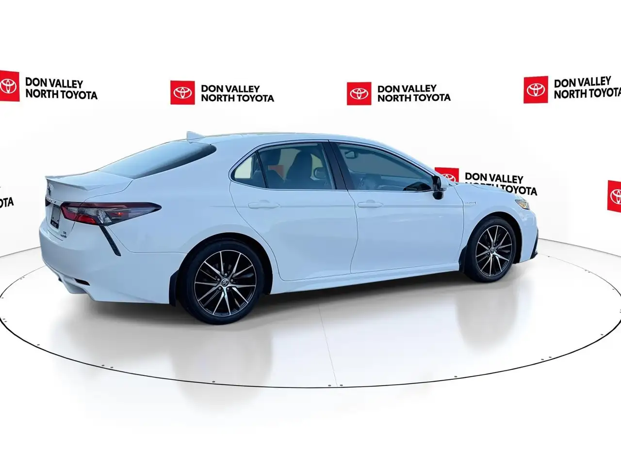 Toyota Camry снимка Toyota Camry