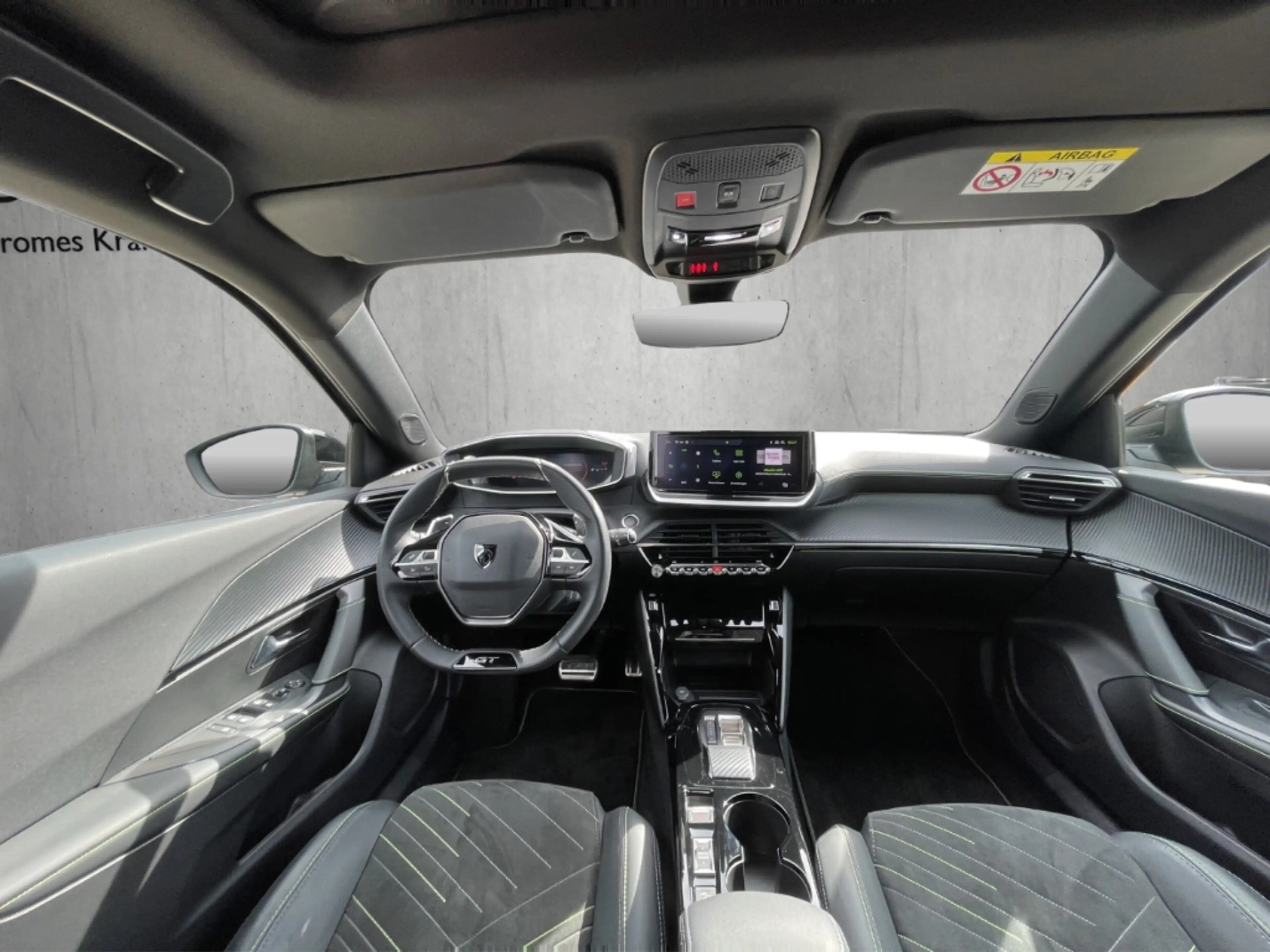Peugeot 2008 GT PT130 EAT8 El. Panodach Kamera LED ACC CarPlay — photo 12