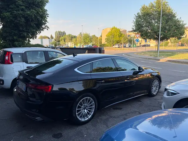 Audi A5 view 4