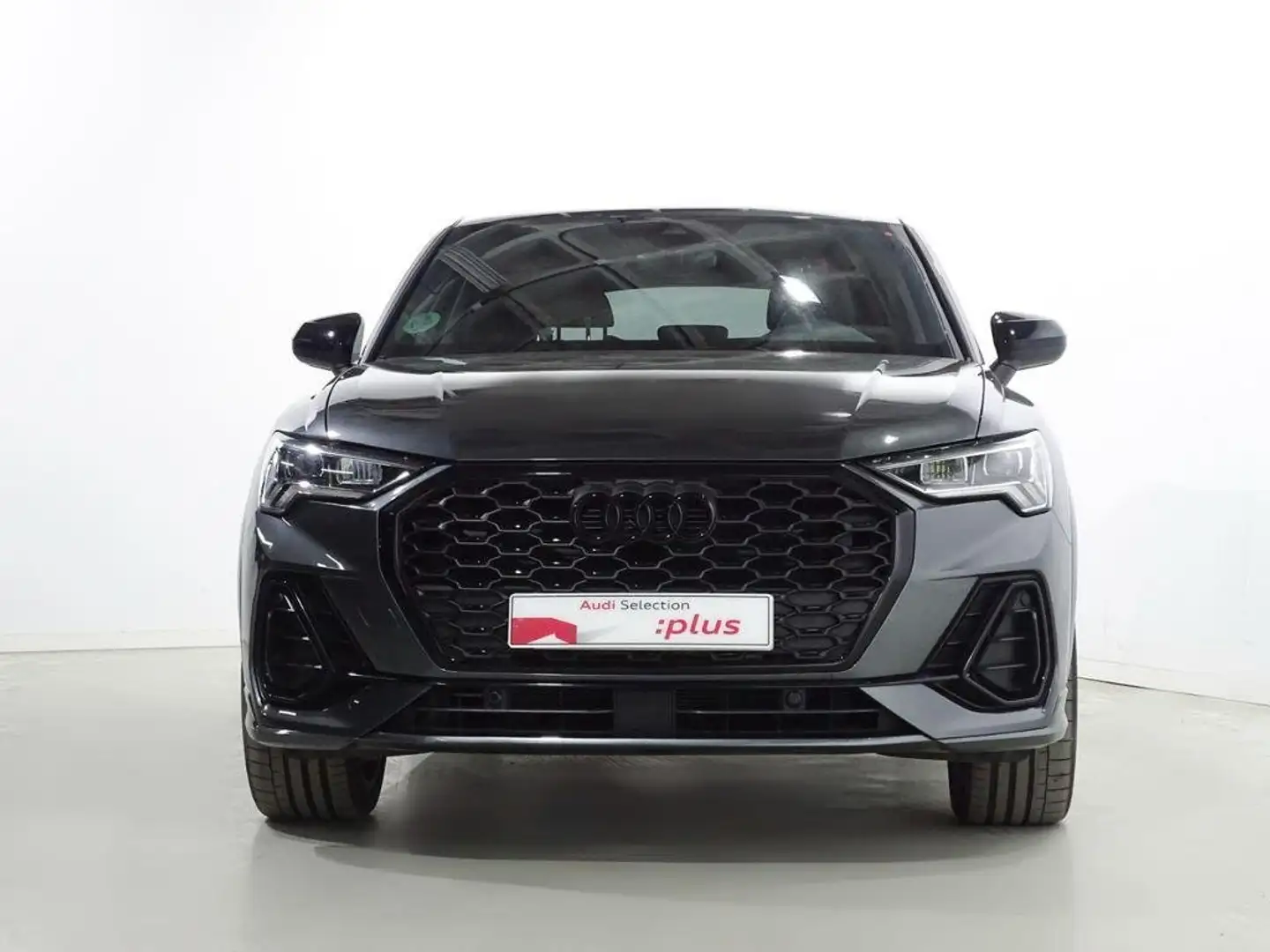 Audi Q3 Sportback 35 TDI Black line S tronic Gris - 2