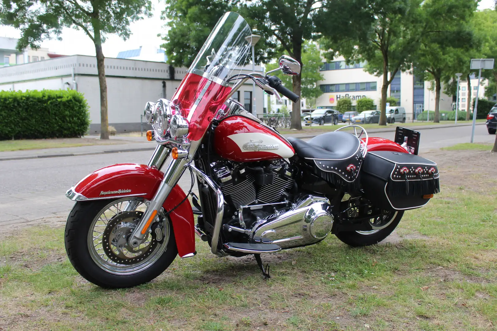 Harley-Davidson Hydra Glide FLI Revival Červená - 2