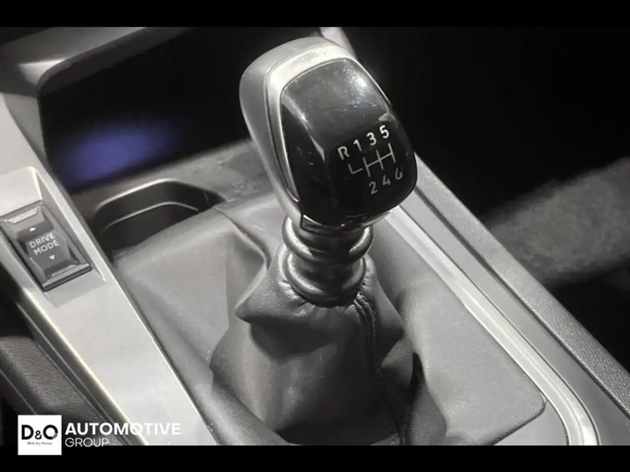 Peugeot 308 Active | auto airco | GPS | 29