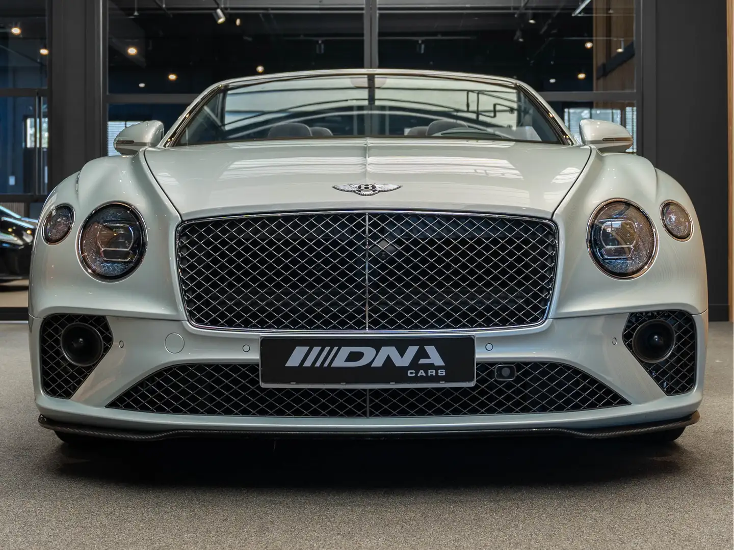 Bentley Continental GTC W12 Speed Edition 6.0 W12 Speed Edition Carbon Pak Grijs - 2