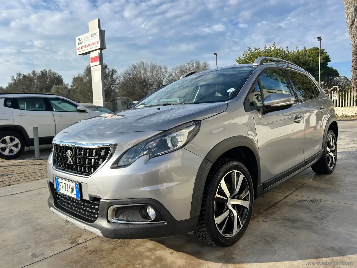 Peugeot 2008 BlueHDi 100 S&S Allure Argent - 1