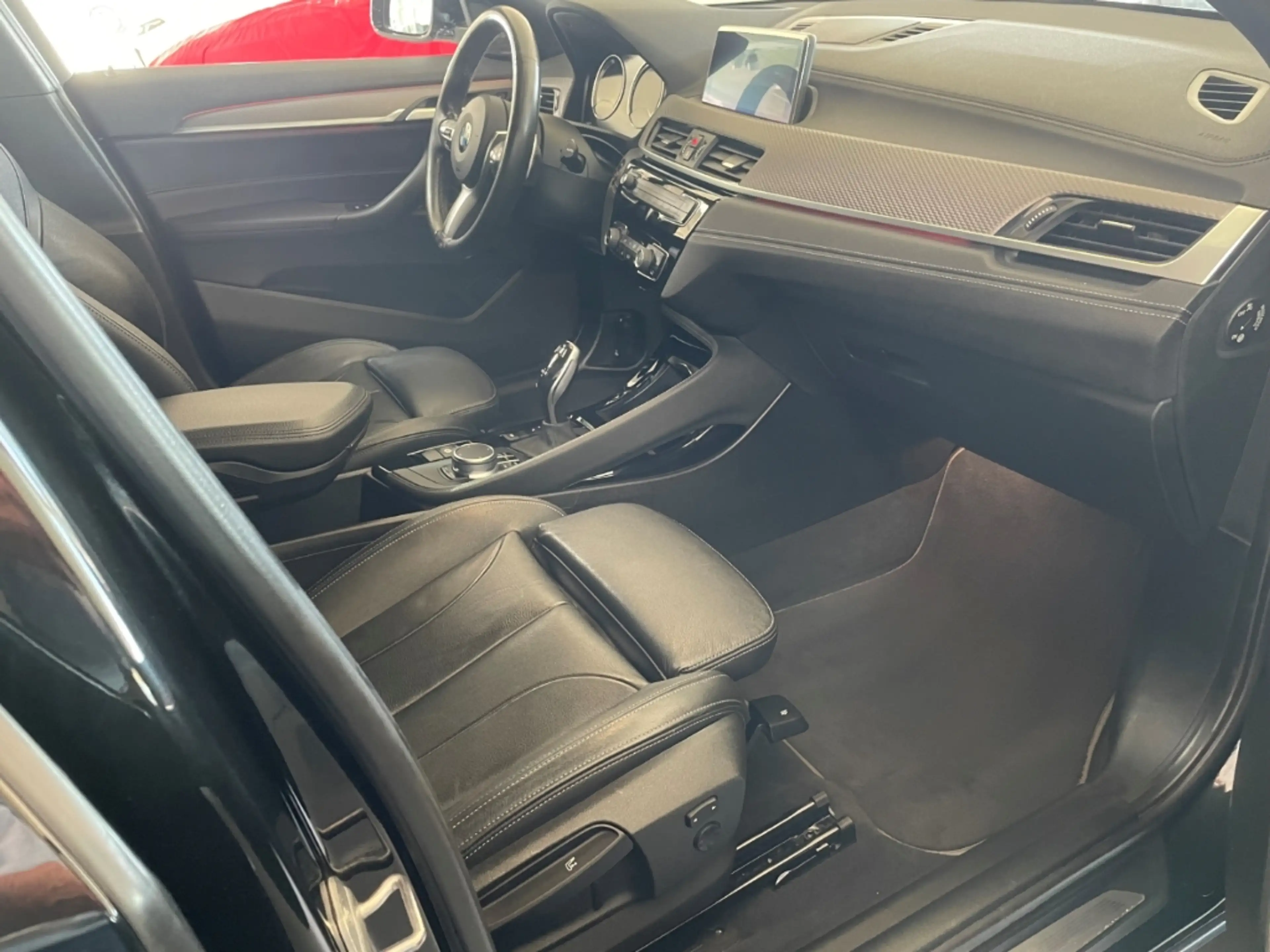 BMW X2 xDrive 20i M Sport X AHK ACC Pano HUP Leder 20'' — photo 9