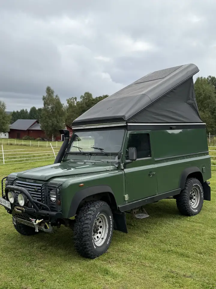 Land Rover Defender 110 Td5, foto 1