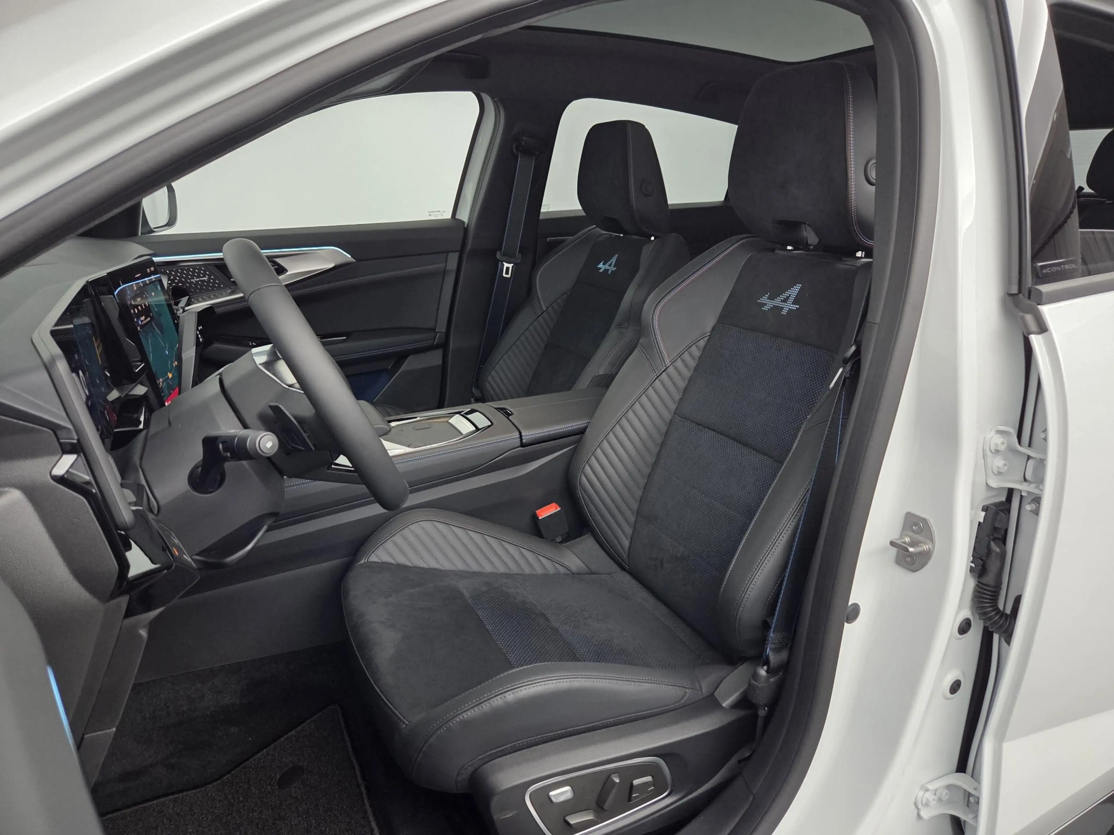 Renault Rafale 1.2 E-Tech Full Hybrid 200 Esprit Alpine | Demo | — photo 7