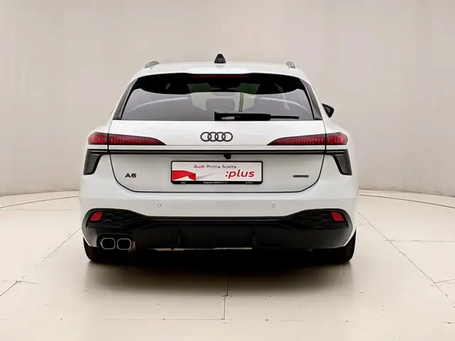 Audi A6 view 5