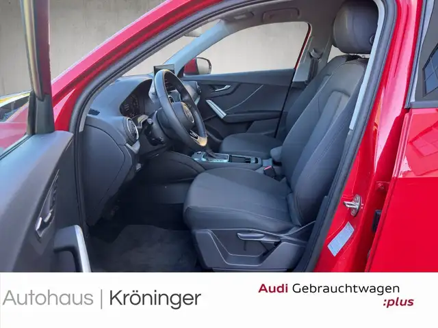Audi Q2 view 7