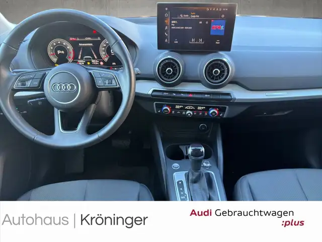 Audi Q2 view 13