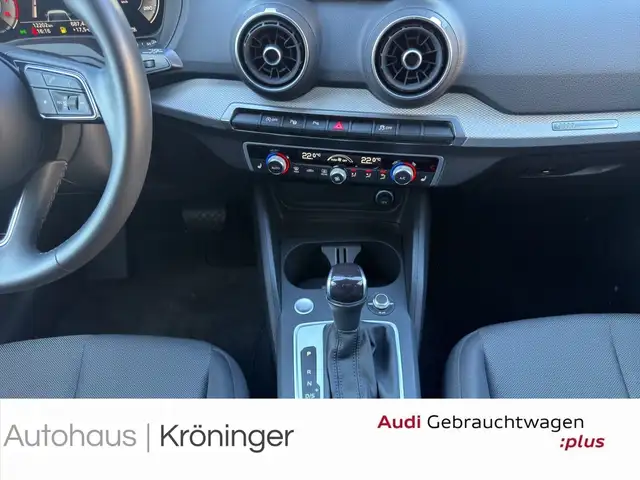 Audi Q2 view 14