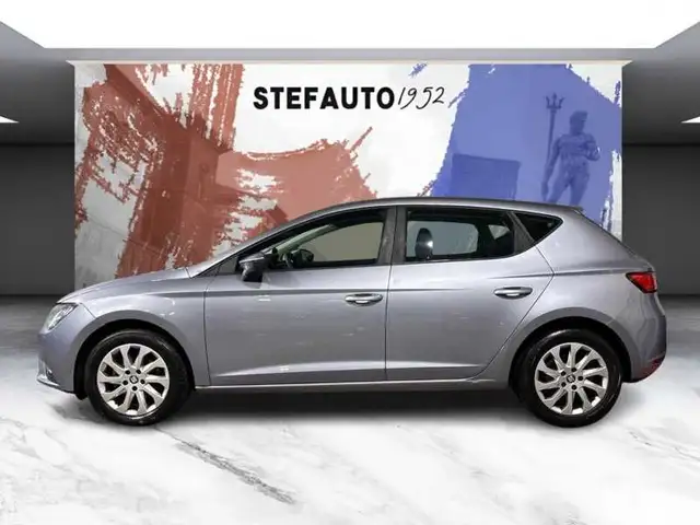 Seat Leon view 4